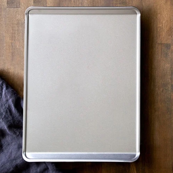 NEW PAMPERED CHEF COOKIE SHEET - Picture 1 of 2